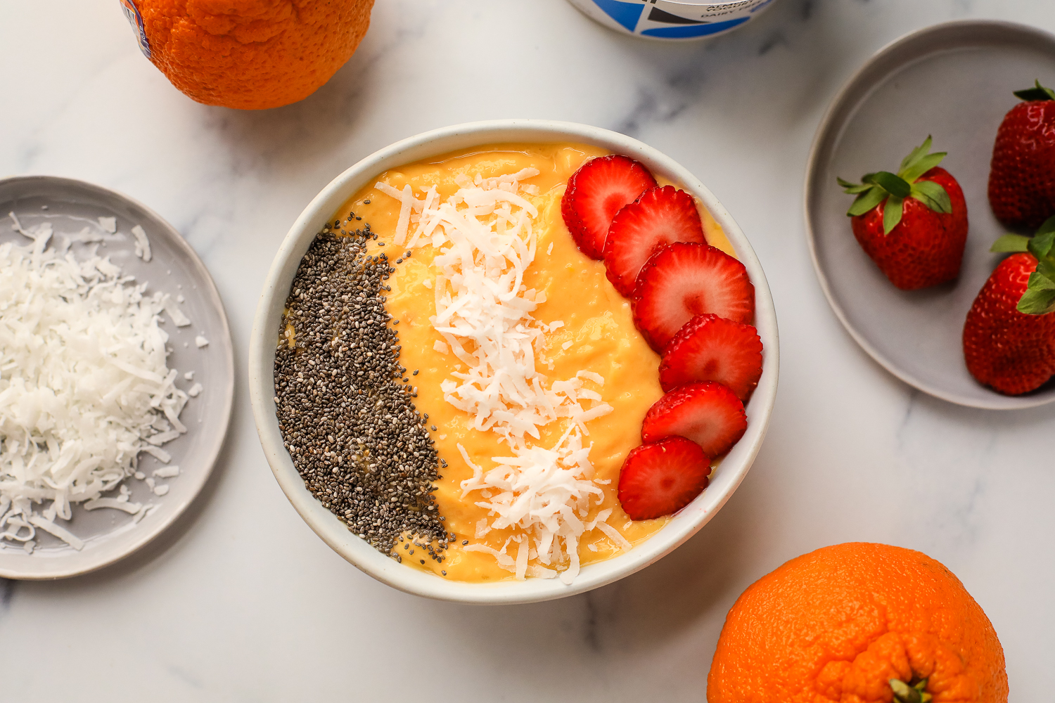citrus mango smoothie bowl - Article 3